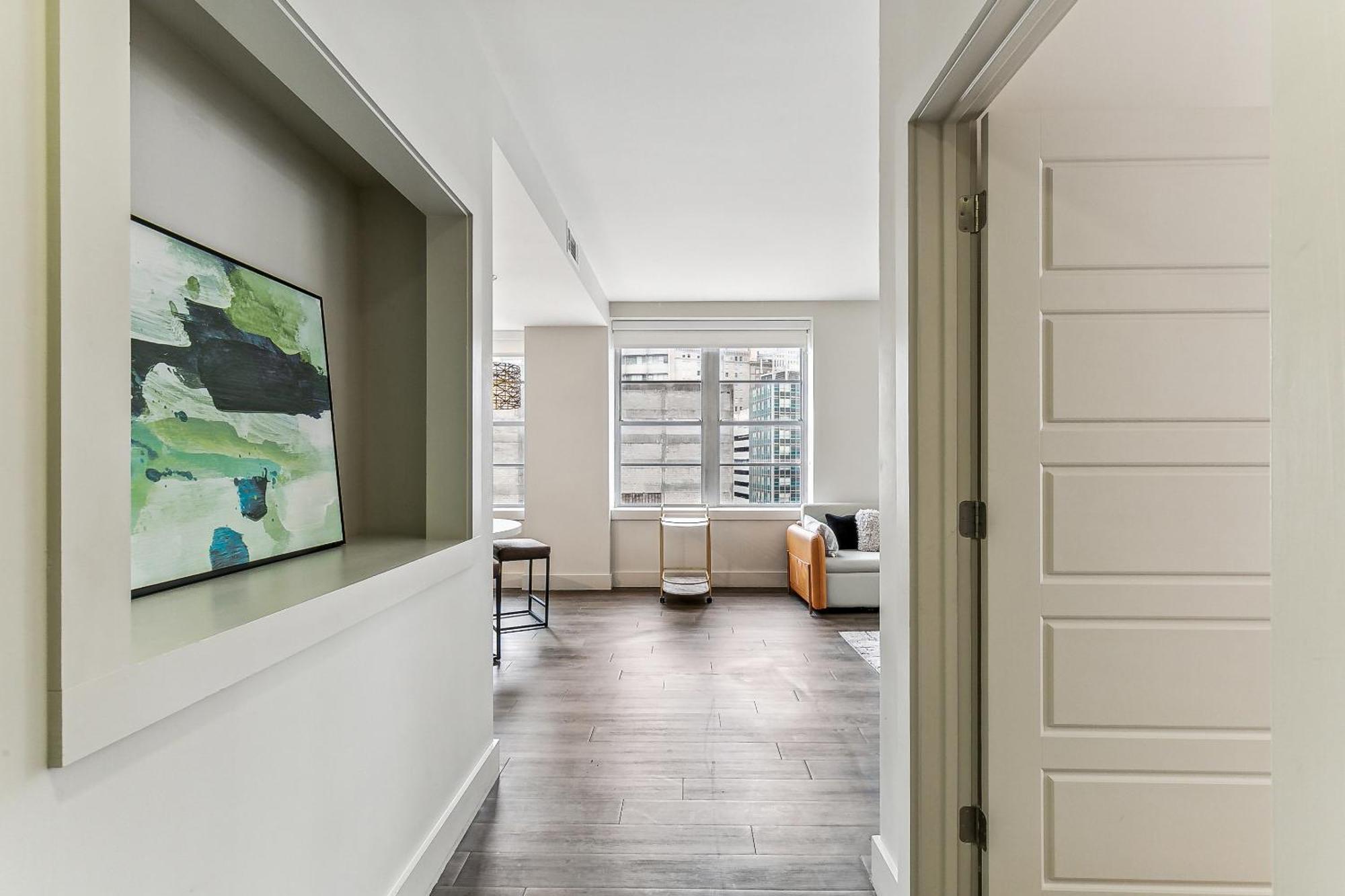 Upscale Condos And Penthouses Close To Canal And Bourbon St Nova Orleães Exterior foto