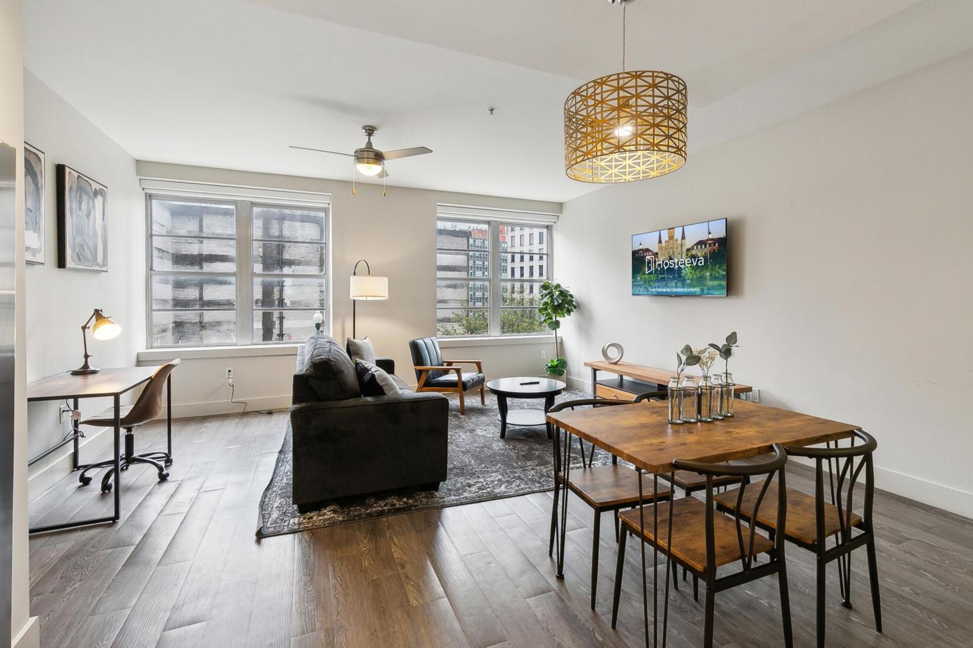 Upscale Condos And Penthouses Close To Canal And Bourbon St Nova Orleães Exterior foto