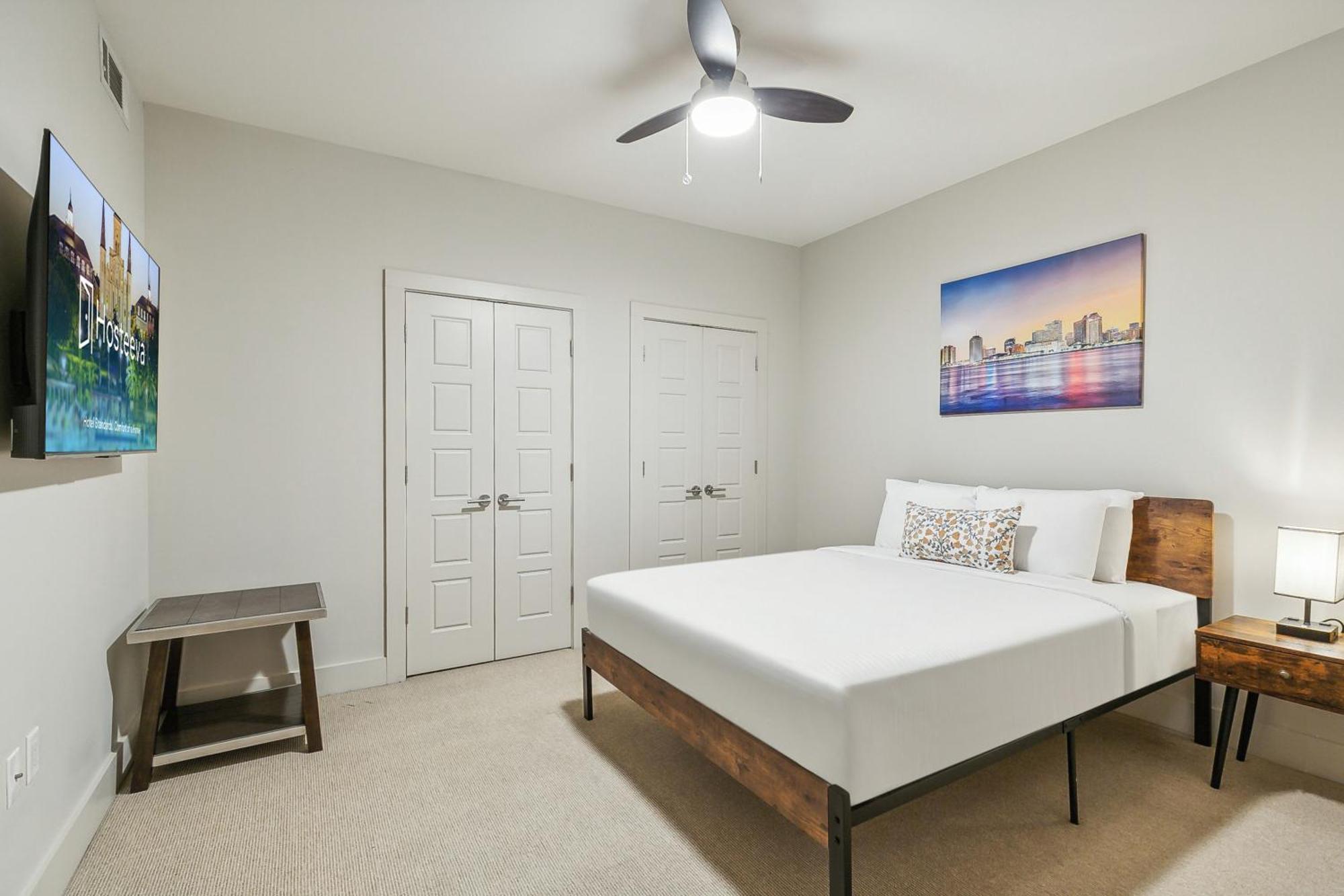 Upscale Condos And Penthouses Close To Canal And Bourbon St Nova Orleães Exterior foto