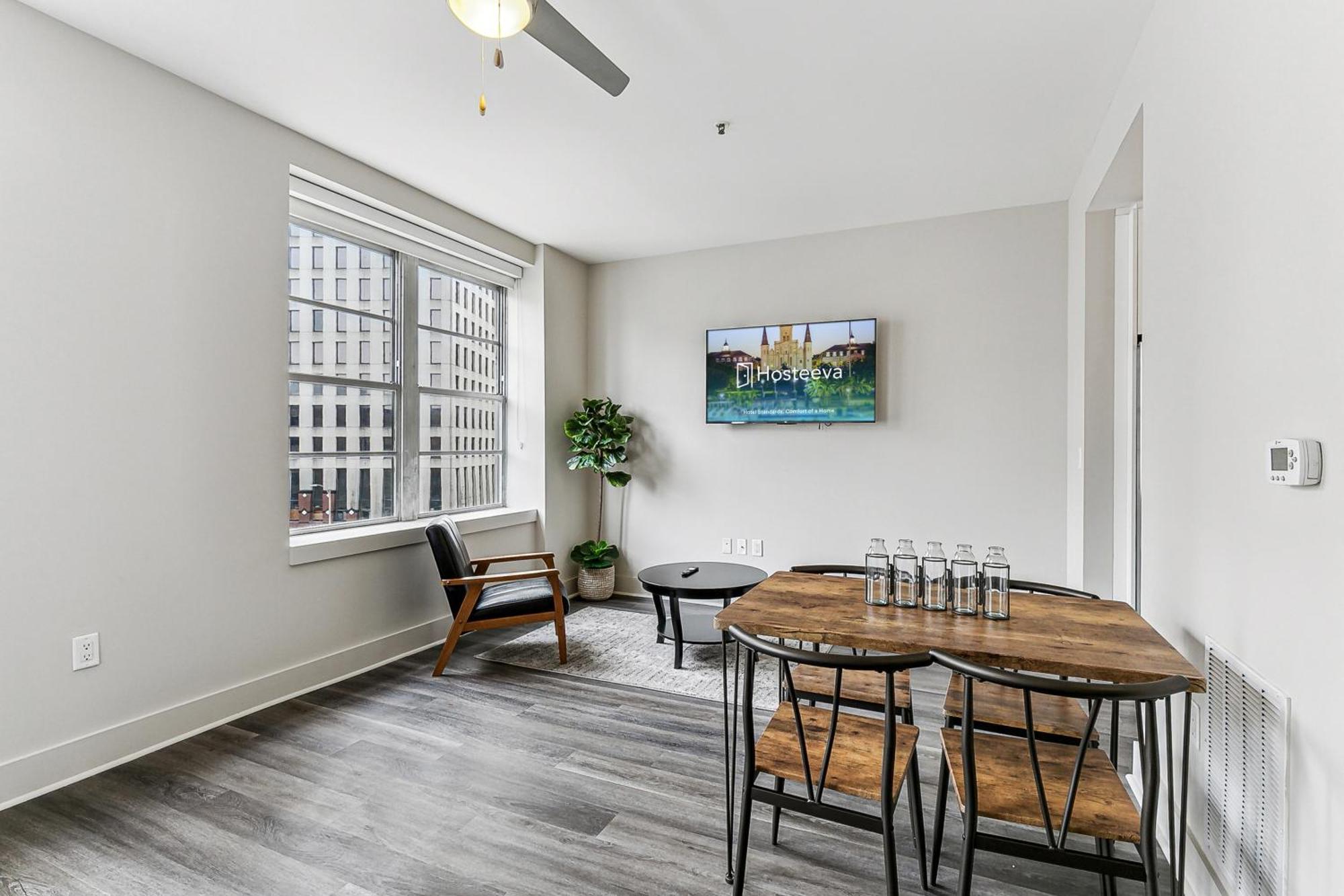 Upscale Condos And Penthouses Close To Canal And Bourbon St Nova Orleães Exterior foto