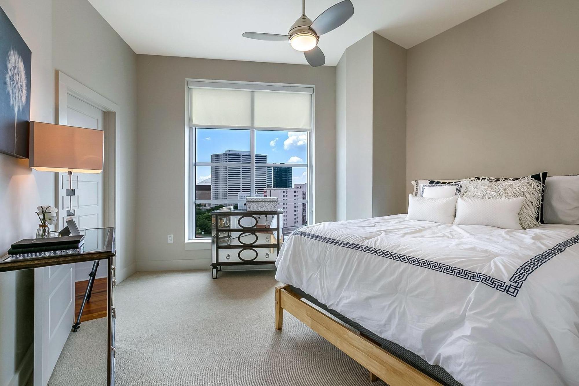 Upscale Condos And Penthouses Close To Canal And Bourbon St Nova Orleães Exterior foto